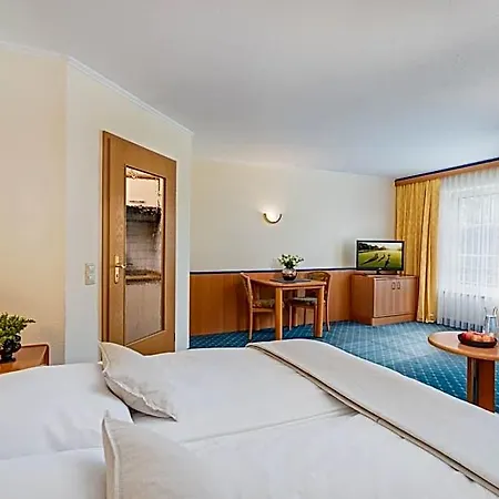 Riedenburg Otel 2*