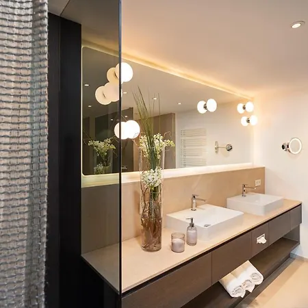 Kurpension Riedenburg 2*