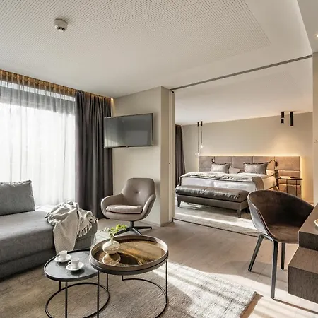 Kurpension Riedenburg 2*